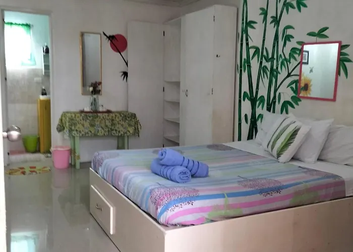 Cronin Bed & Breakfast Oslob