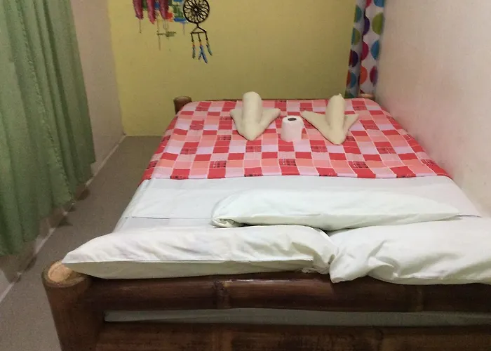 Cronin Bed & Breakfast Oslob