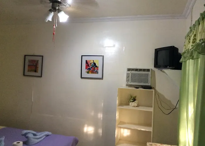 Bed & Breakfast Cronin 2*