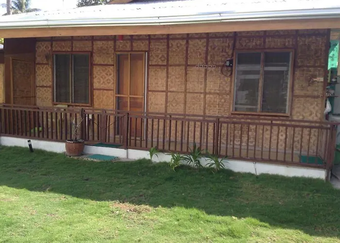 Cronin Bed & Breakfast Oslob