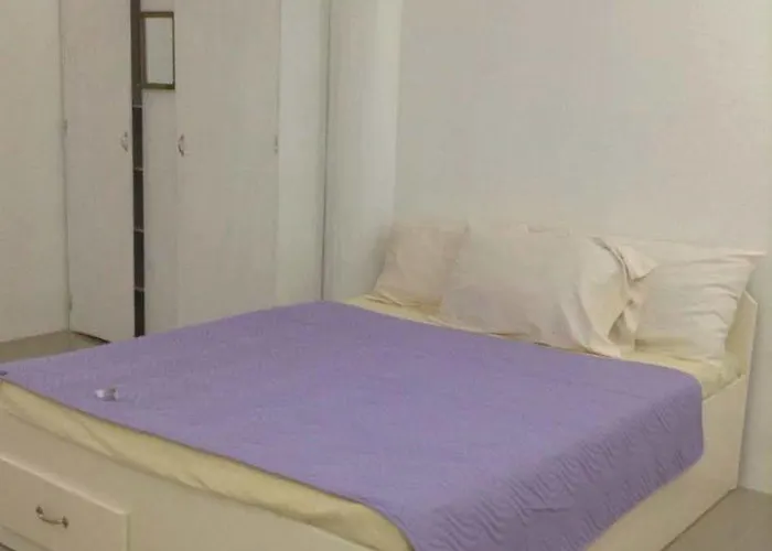 Bed & Breakfast Cronin Oslob